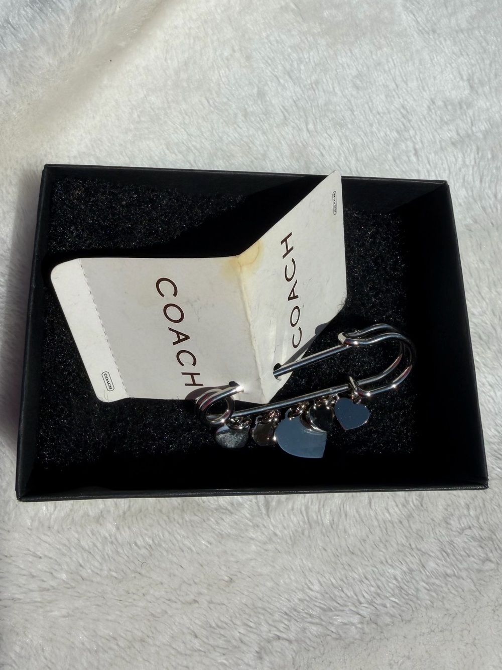 Coach Red Heart Charm Safety Pin Key & Card Holder Accent - Picture 3 of 6
